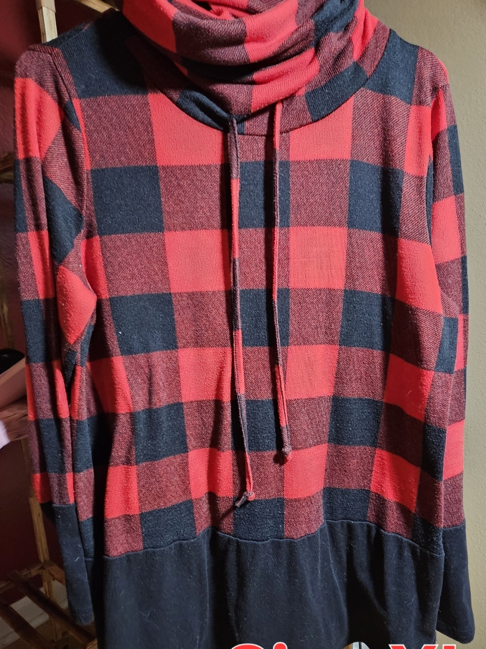 Red and Black Buffalo Check Cowl Neck Sweater Women's Size XL - Picture 8 of 8